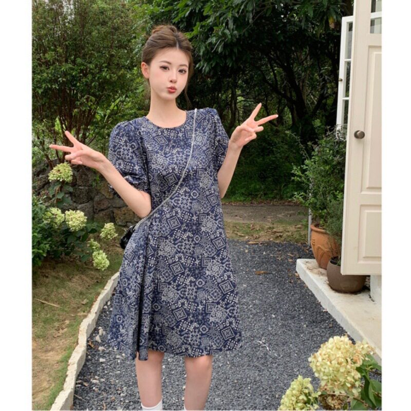 法式碎花宽松舒适连衣裙2026夏季女新款韩版设计感小众泡泡袖短裙