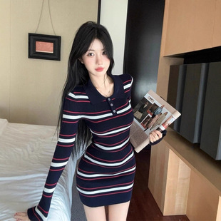 POLO领条纹长袖显瘦百搭针织连衣裙女秋冬款修身包臀纯欲打底短裙