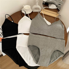 Simple girl's bra without steel ring, small bra and thin sports bra suit