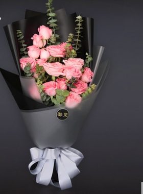 兴义市金州湾度假村幸福水景公园美好家园购物中心鲜花店速递玫瑰