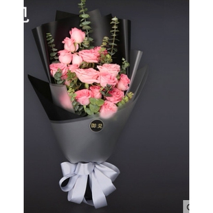 兴义市金州湾度假村幸福水景公园美好家园购物中心鲜花店速递玫瑰