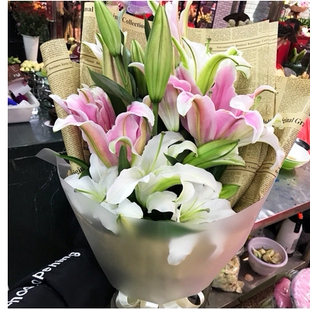 唐河县黑龙镇大河屯镇龙潭镇桐寨铺镇鲜花店情人节配送玫瑰花束