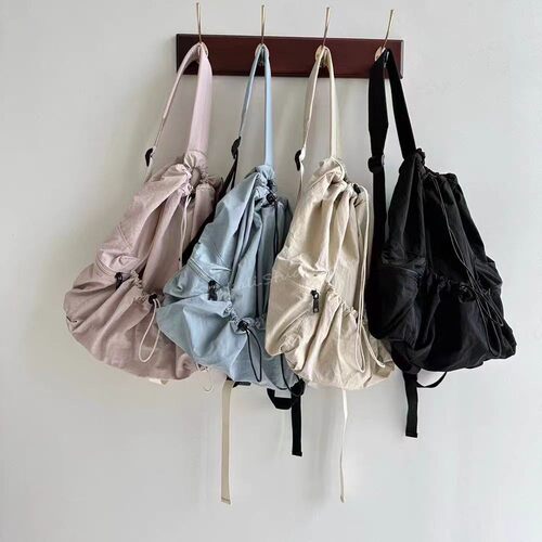 韩国东大门ins褶皱抽绳双肩包