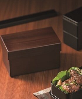 日本方形饭盒午餐盒可微波男款