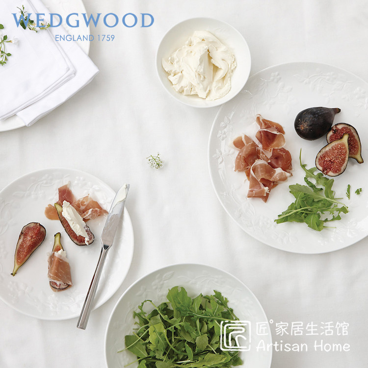 WEDGWOOD纯白草莓餐盘餐碗茶杯图片