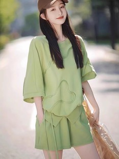 牛油果绿套装不规则短款圆领卫衣女夏休闲宽松小众高腰短裤两件套