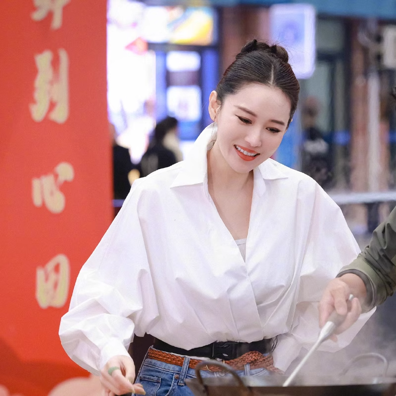 明星张馨予同款法式时髦白色衬衫女长袖宽松慵懒风高级感休闲上衣