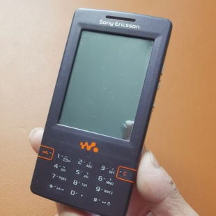 索尼爱立信W950 实拍图 经典音乐机 4G内存 功能正常