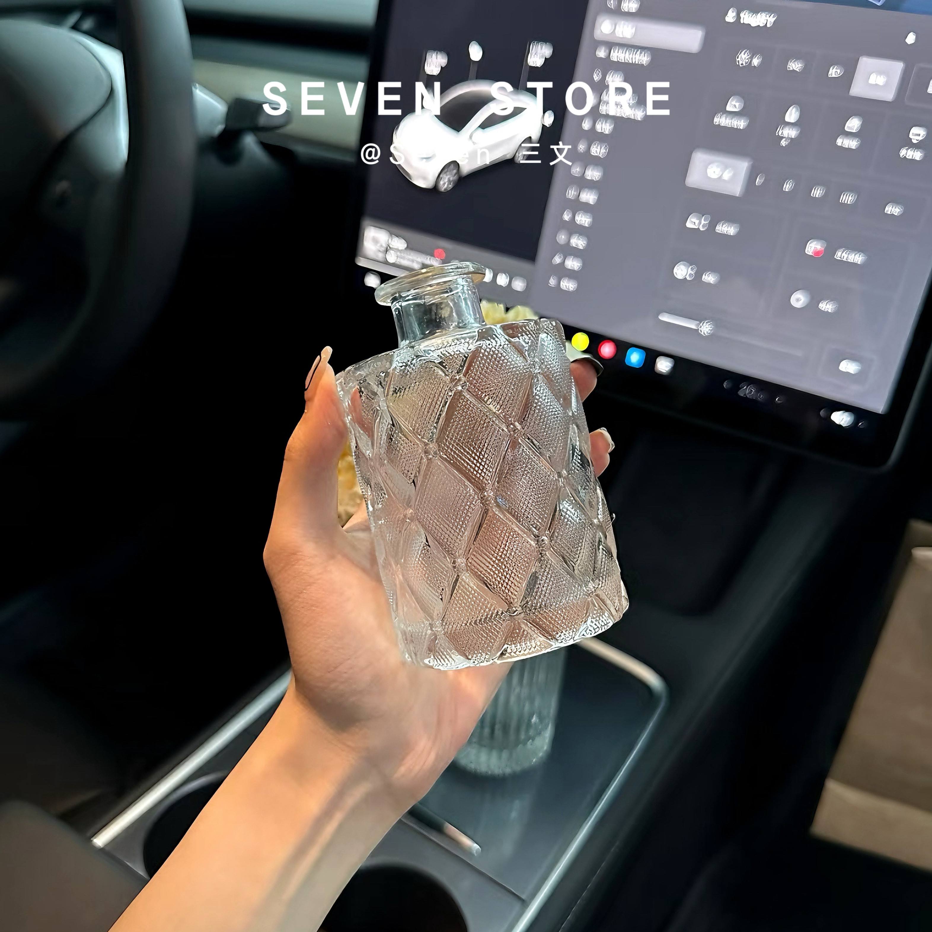 创意精致玻璃养花瓶ins方格纹车内养花插花瓶高级感女生车内养花