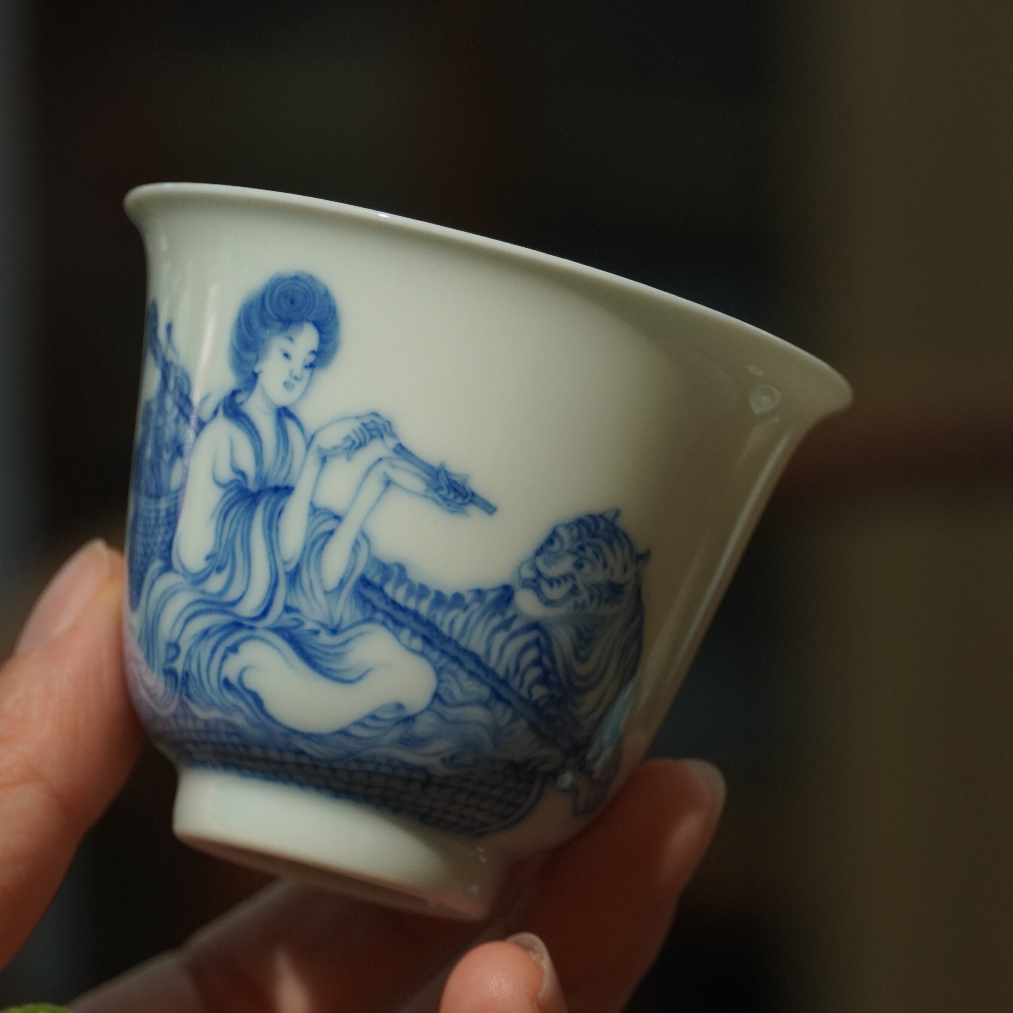 景德镇谷雨山房没空青花手绘仙女传经图仰钟杯画片独特主人茶杯