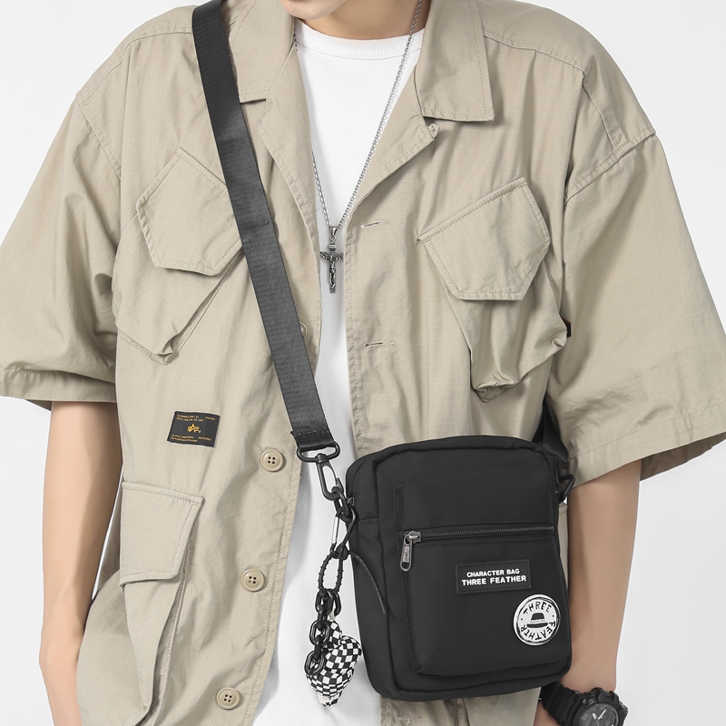 男士外出便携小包 装手机的小斜挎包出行小背包潮牌 单肩包ins潮