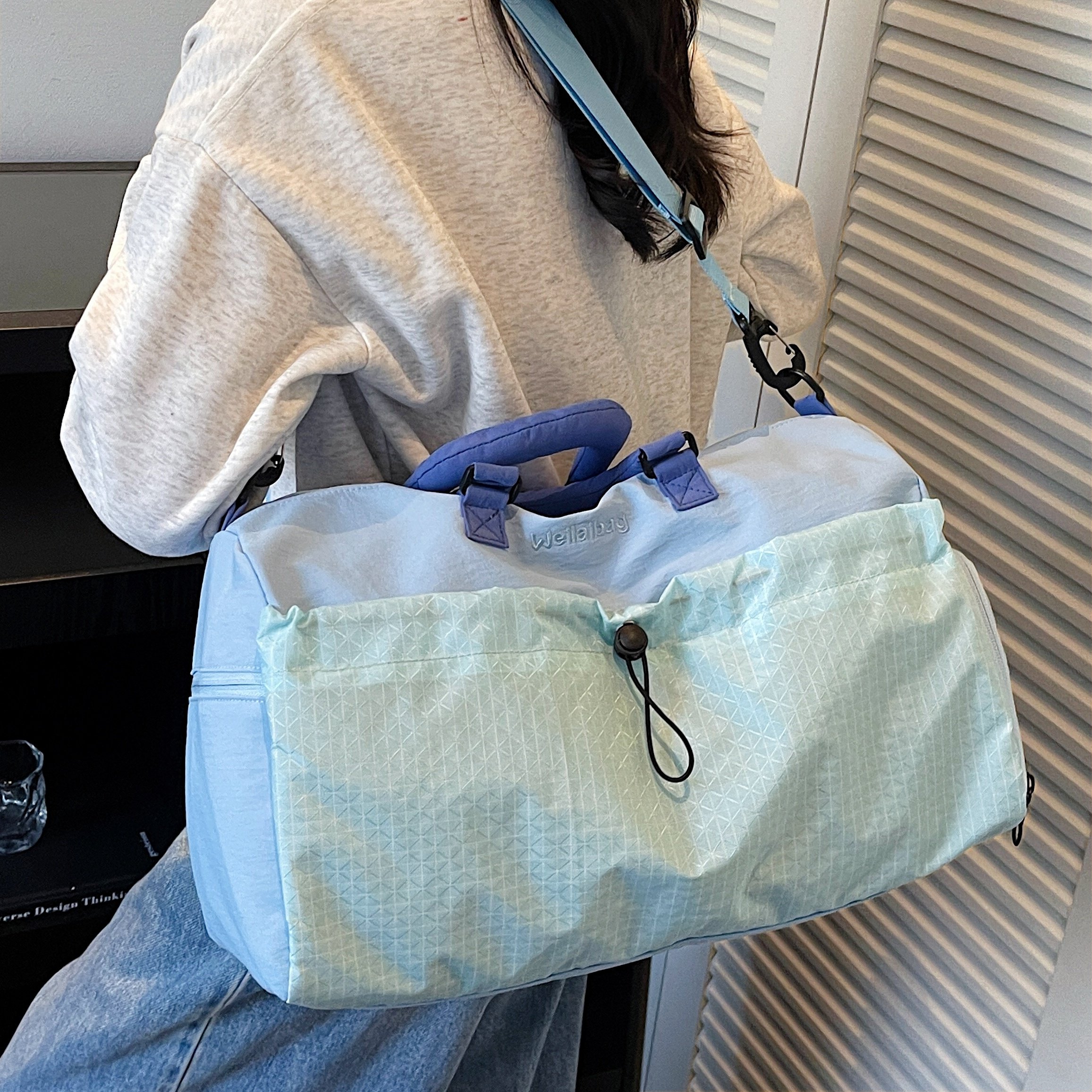 超火健身包女款瑜伽专用包手提袋子时尚外出旅行轻便款单肩斜挎包