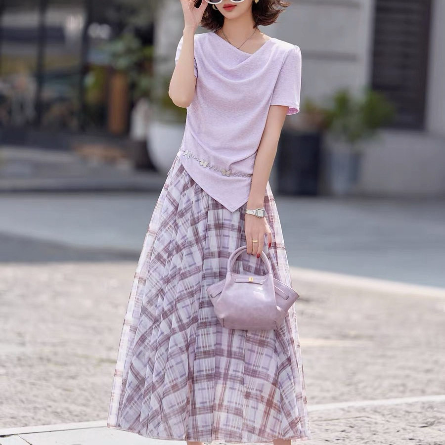 2026年夏季新品时尚温柔短袖衫蝴蝶腰带+格子半身裙两件套裙620