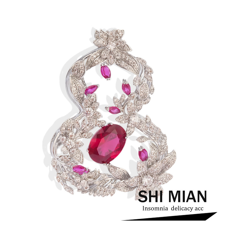 教师节重工珠宝款微镶锆石红刚玉葫芦胸针女气质百搭西装胸花配饰,饰品/流行首饰/时尚饰品新,胸针,淘宝优惠券,粉丝福利购,淘宝优惠卷
