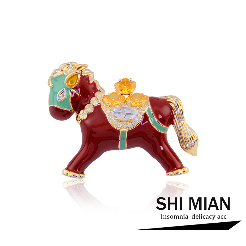 本命年生肖小马驹胸针高档女奢华气质时尚别针创意胸花送老师礼物