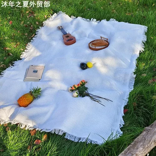 Outdoorpicnicmatlinentable