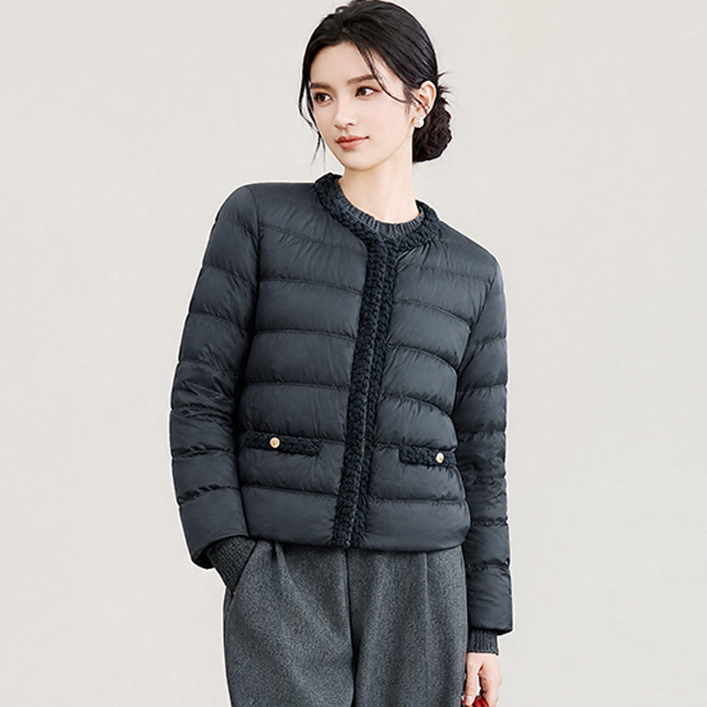 冬季新款白鸭绒小香风编织花边羽绒服轻薄短款圆领保暖小个子外套