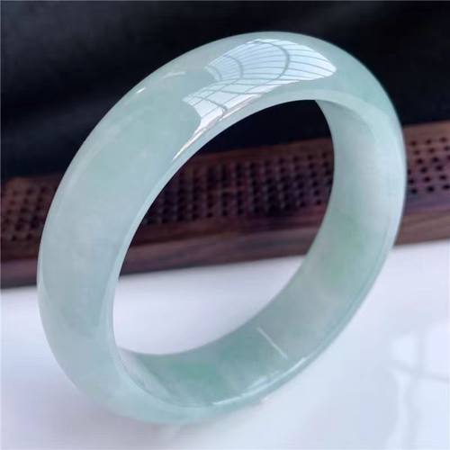 周大f福缅甸翡翠白底青手镯女士款正圈老坑冰糯种油青飘花玉手镯