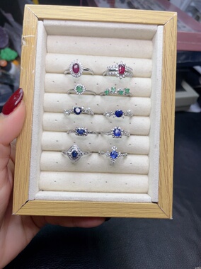 天然红宝石、祖母绿、蓝宝石戒指铜托开口圈