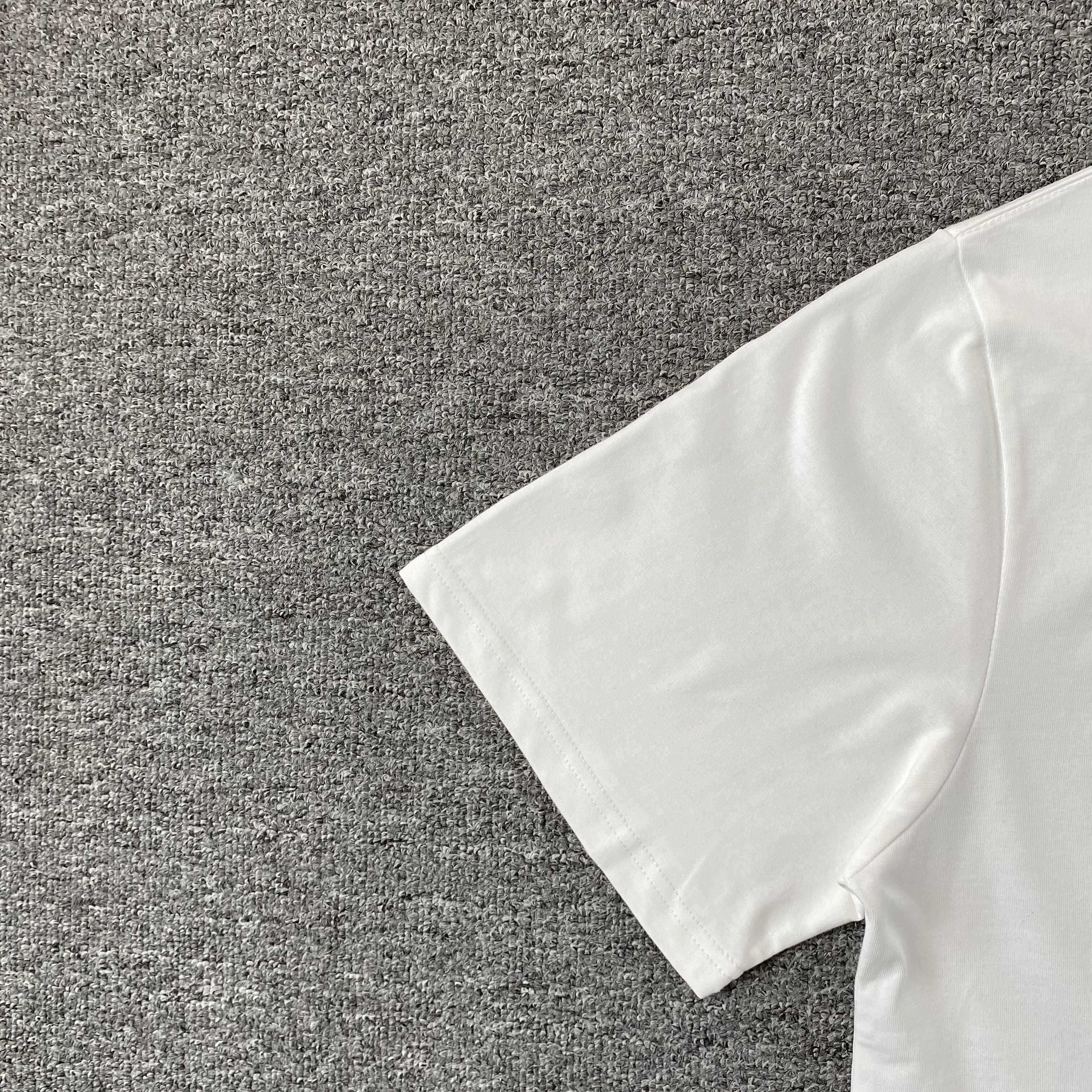 thumbnail for Trendy and Fashionable Earth Letter Foam Print Logo Round Neck Short Sleeves