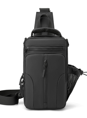 男士机车胸包男款防泼水斜挎包潮流小背包户外多功能单肩斜背包男