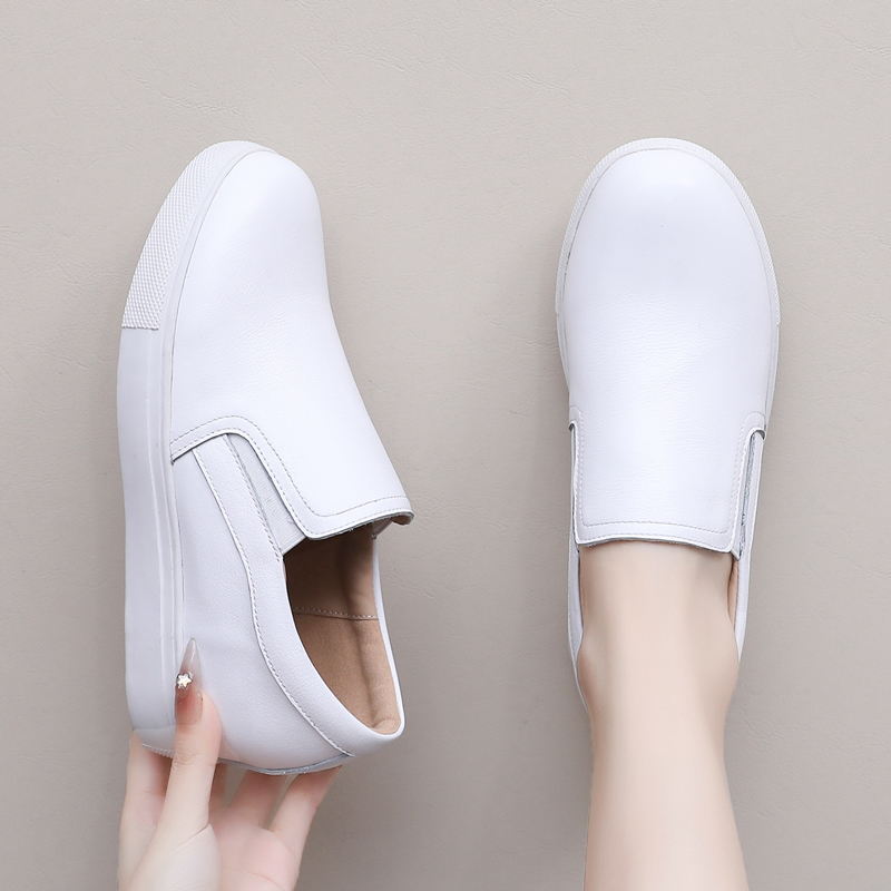 舒适百搭护士小白鞋一脚蹬软底