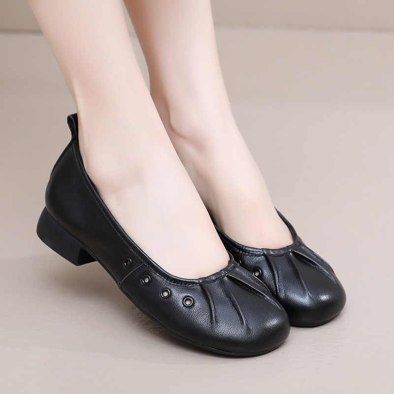 夏季浅口低跟单鞋2025百搭简约通勤工作鞋舒适软底不累脚透气女鞋