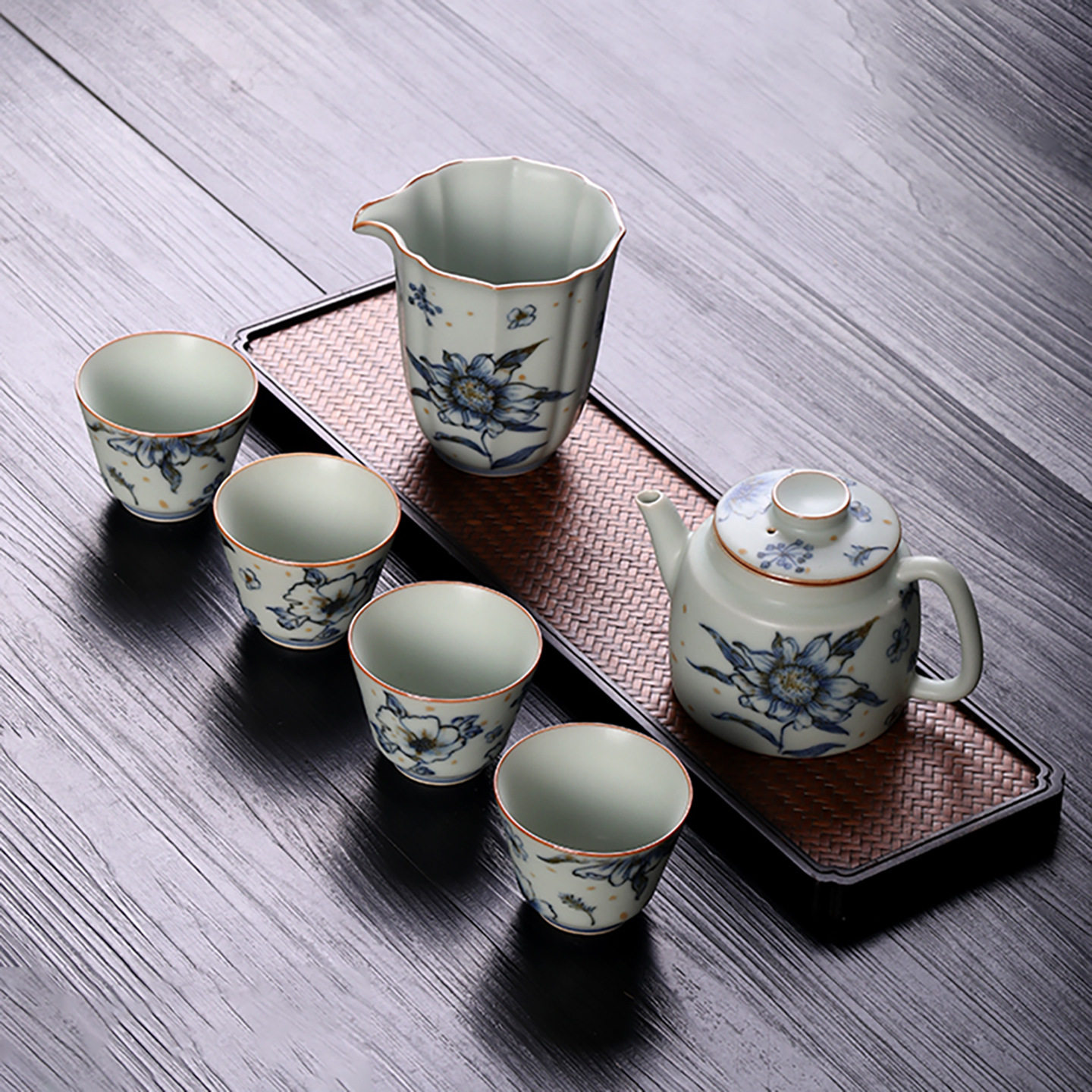 亚青釉中彩功夫茶具一壶四杯青花高端礼品套装复古风家用木制