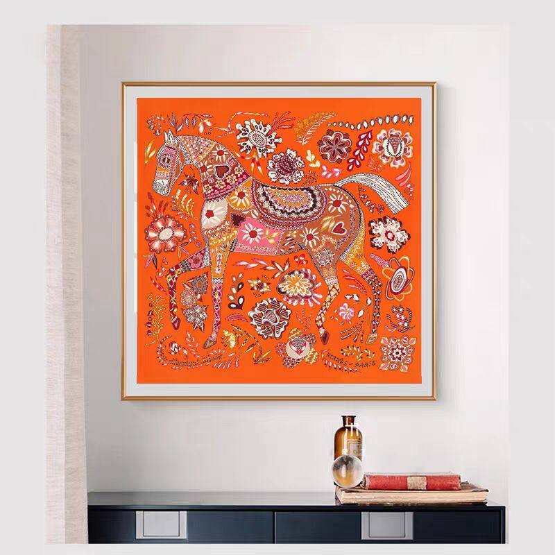 骏马丝巾挂画客厅卧室现代轻奢橙高级感装饰画等待尤利西斯壁画
