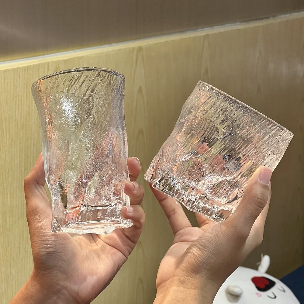 创意玄冰杯高级感轻奢威士忌杯洋酒杯冰纹岩石杯复古家用玻璃水杯