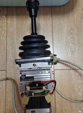 S+B Spohn&Burkhardt 主令控制器手柄 VNS022FU7V-DH-D 十字浮点