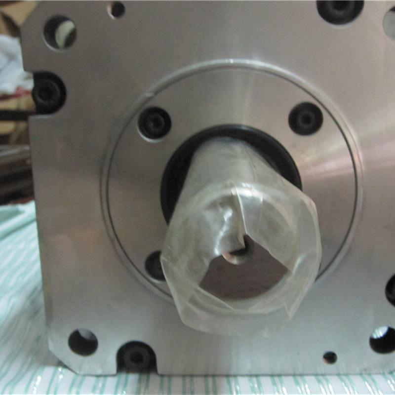 伺服电机HC-SFS353B