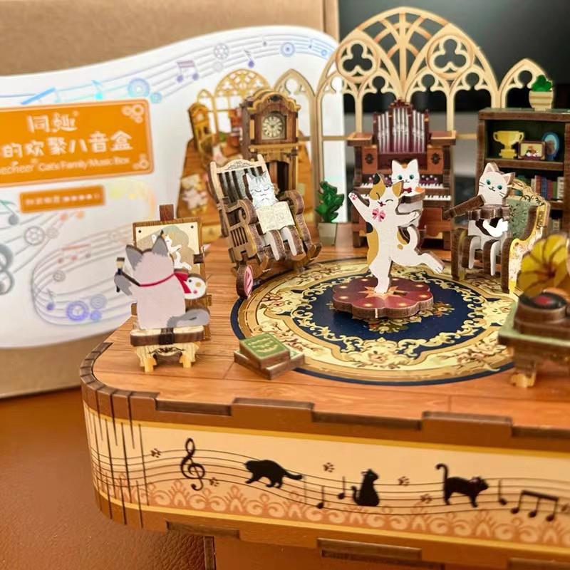 【精品】文创猫的欢聚八音盒木质音乐盒童趣手工拼装积木圣诞
