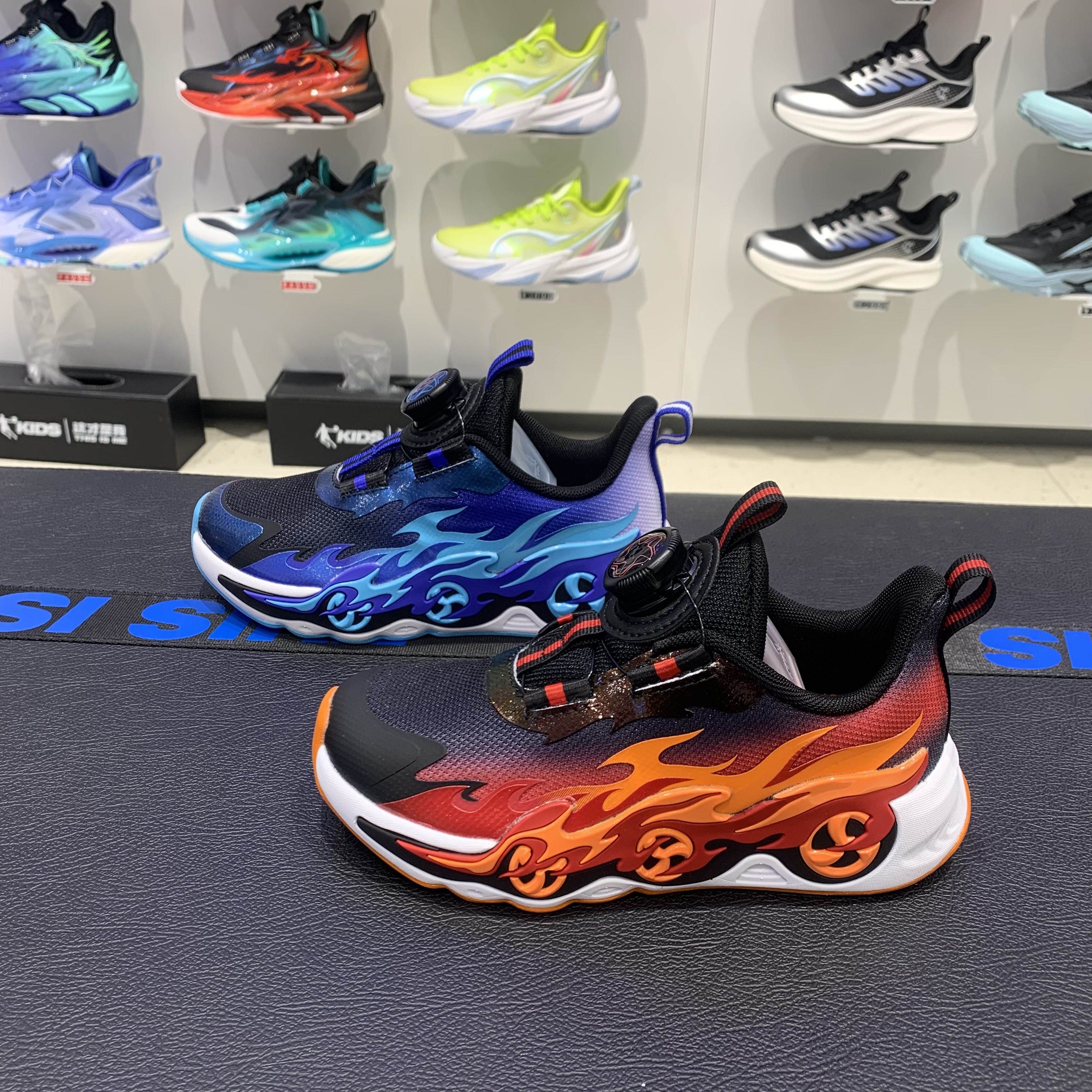 乔丹儿童跑步鞋新年红色运动鞋防滑男童小童运动鞋TDB02C261203,童鞋/婴儿鞋/亲子鞋,运动鞋,淘宝优惠券,粉丝福利购,淘宝优惠卷