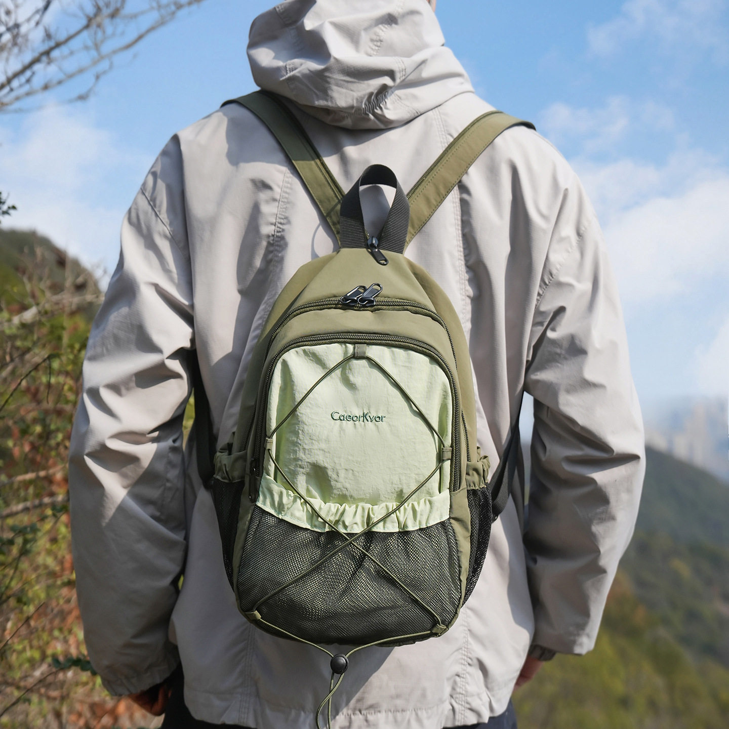 多用途胸包女户外运动小型双肩包通勤徒步登山包轻便潮牌斜挎包男
