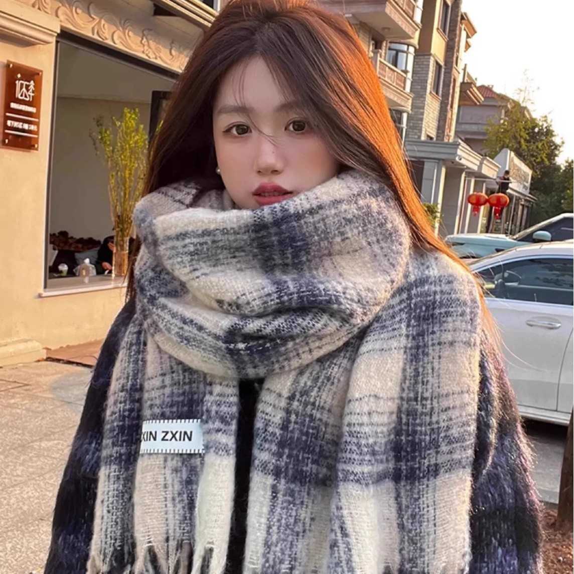 黑白格纹毛绒围巾女冬季韩系护颈