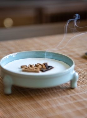 汝山明天青釉三足樽承盘汝瓷摆件