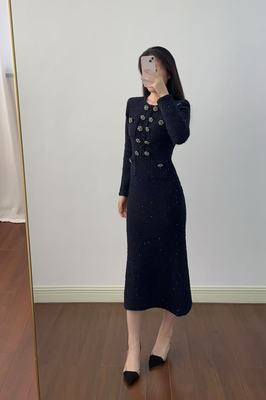 高定2025秋冬新款黑色s假两件p气质针织连衣裙轻奢双排扣圆领裙子