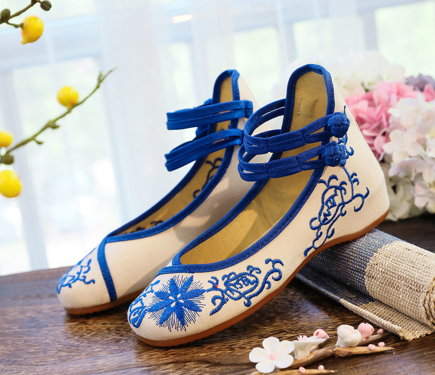 汉服鞋子青花瓷浅口牛筋底绣花布女鞋舞蹈古装鞋子女汉服鞋低跟