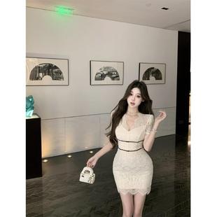 蕾丝拼接性感v领短袖 短裙气质收腰包臀裙子 连衣裙女夏季 纯欲修身