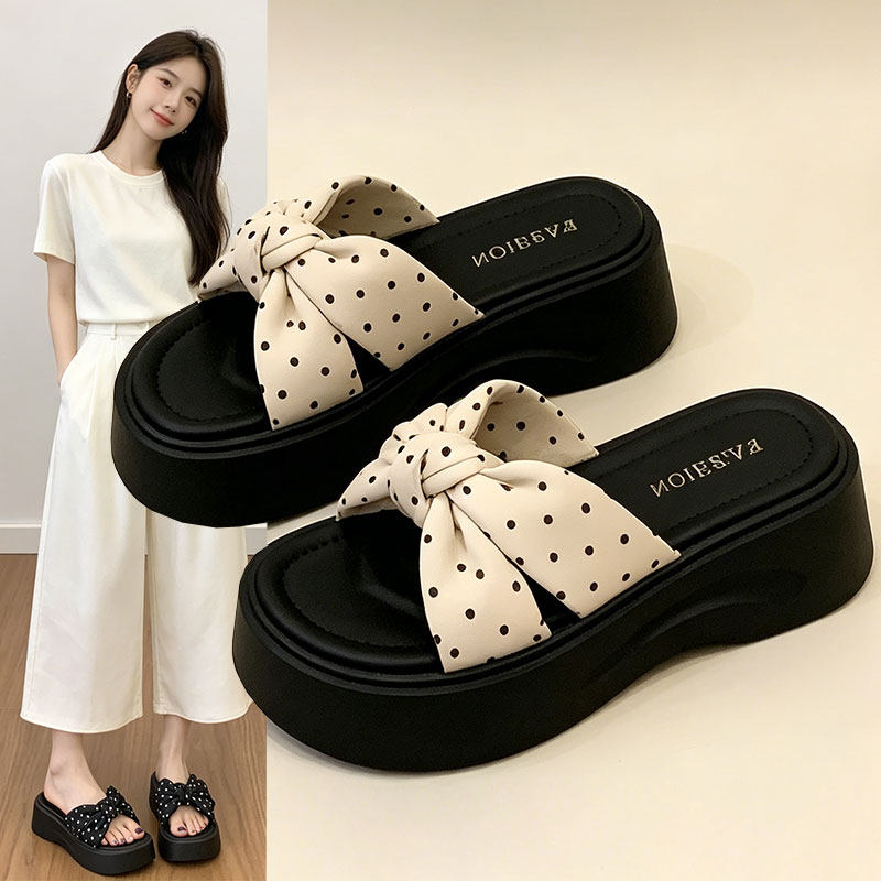 高级感厚底拖鞋女夏外穿2026新款配裙子凉鞋时尚仙女风一字凉拖鞋