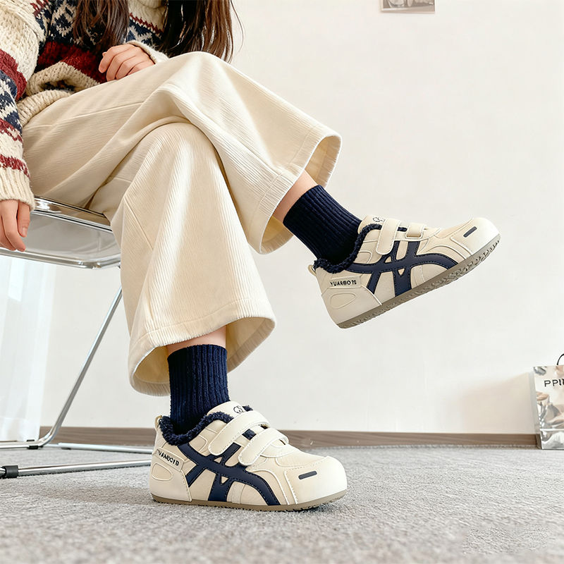 魔术贴厚底小白鞋女款韩版新款保暖加绒休闲板鞋ins潮百搭休闲鞋