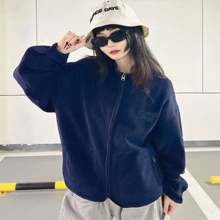 纸袋家牛牛纸袋家「酷GIRL外套」摇粒绒刺绣直下摆立领运动P0395