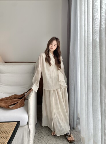 翻领天丝衬衫衩半身裙两件套套装