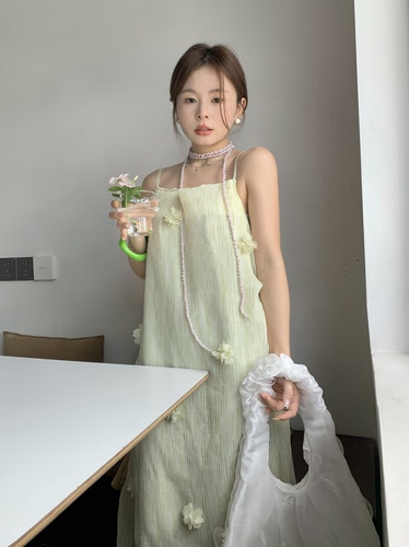 蕾丝花边清冷感直筒长裙女