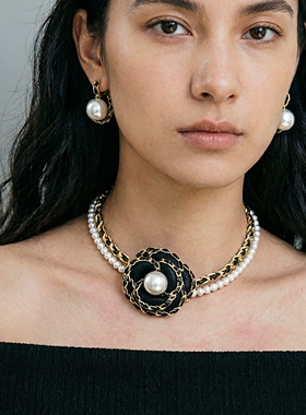 原创山茶花珍珠短项链choker颈链高级感轻奢小众多层叠戴项圈配饰