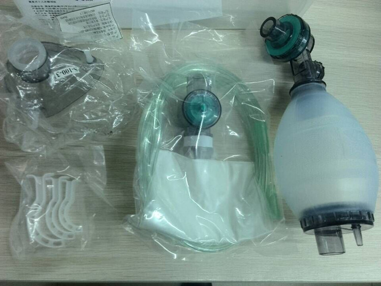 VADI通用硅胶儿童人工苏醒复苏球囊皮囊皮球简易呼吸器机S-660-12