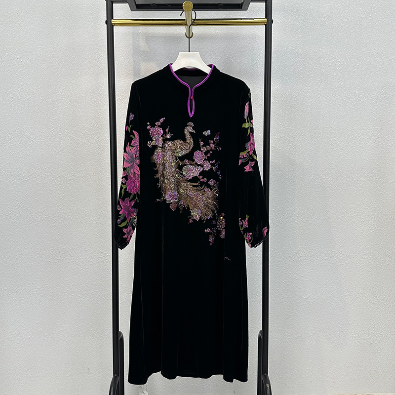 大码旗袍领2024新款连衣裙妈妈装高贵真丝绒重工烫钻真丝绒裙子