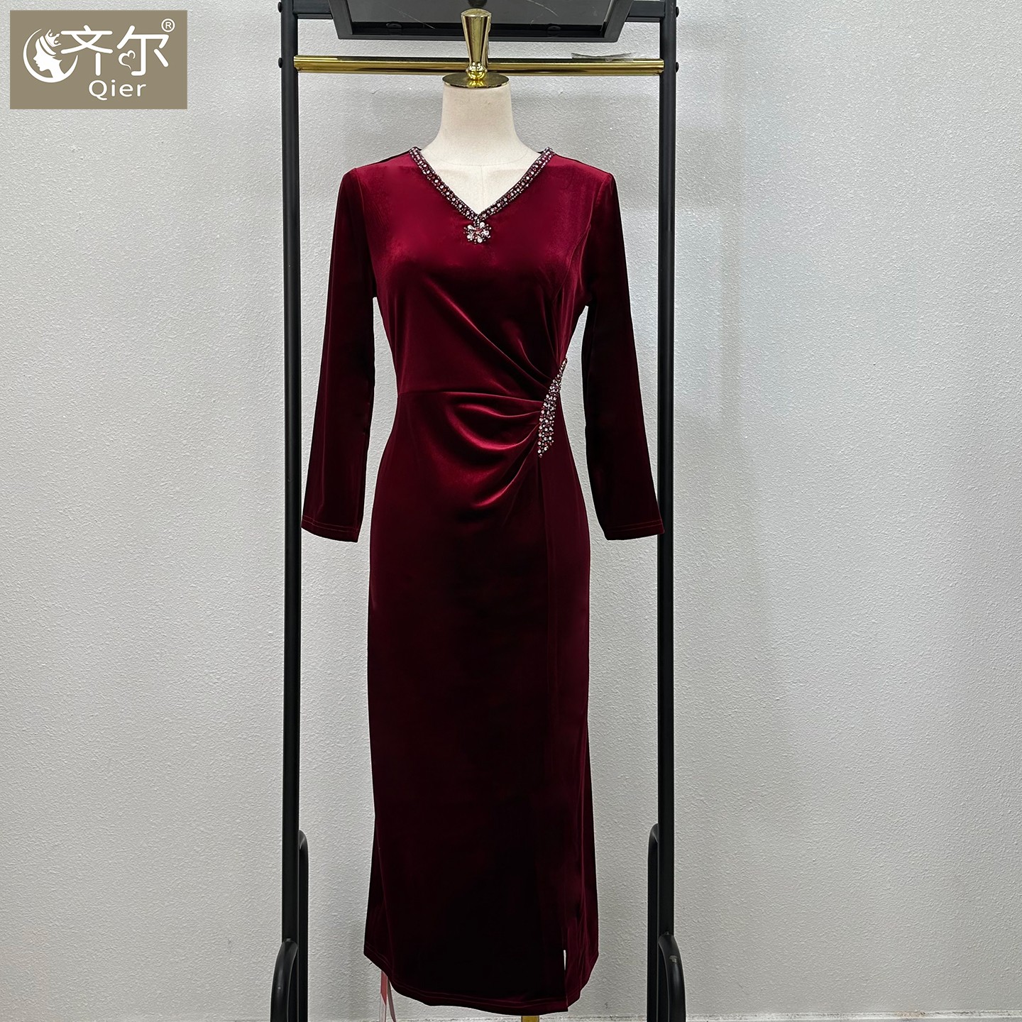 大牌喜婆婆婚宴装新款12月份冬天端庄高定礼服金丝绒连衣裙显瘦