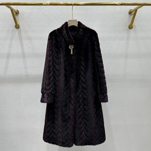 阔太太中老年妈妈冬装貂皮毛一体大衣女中年金貂绒双色毛保暖外套